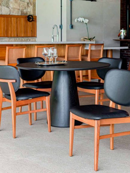 Mesa de Jantar Cone