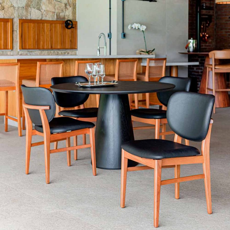Mesa de Jantar Cone