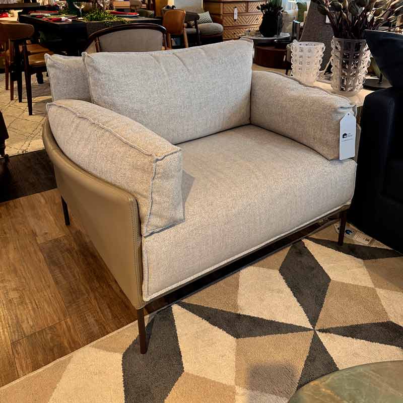 Poltrona Beverly Pronta Entrega