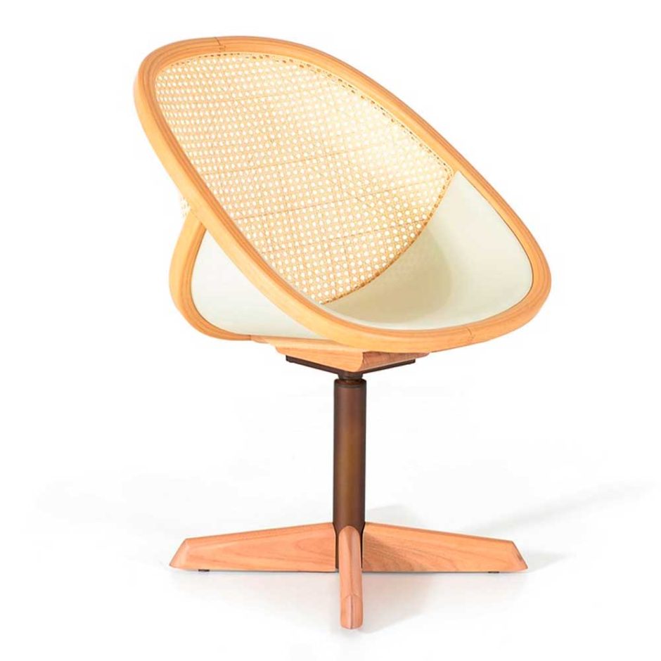 Poltrona Eclipse Giratória (Sob Encomenda)