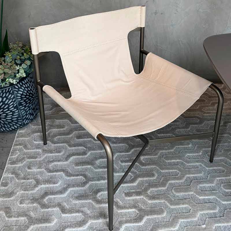 Poltrona Bruta Pronta Entrega