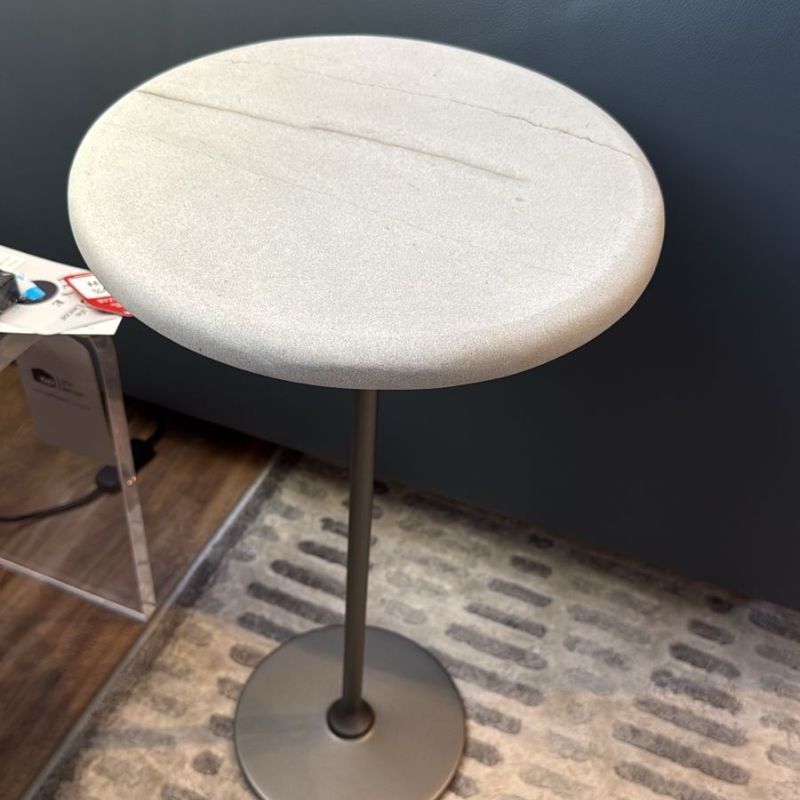 Mesa Lateral Glee (Pronta Entrega) - Por R$4.500