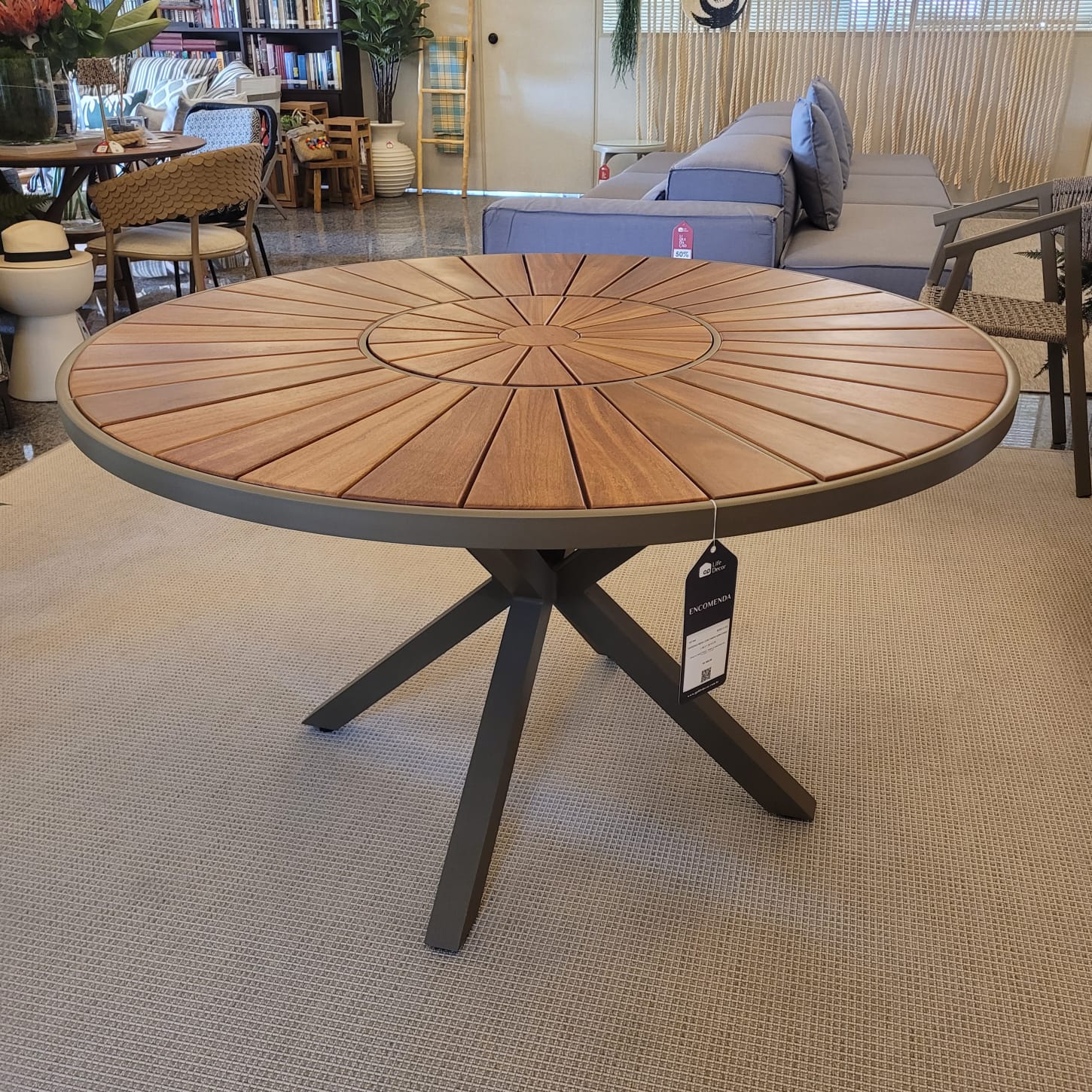 Mesa Giardino com Tampo Giratório - Por R$12.950 - Imagem 1