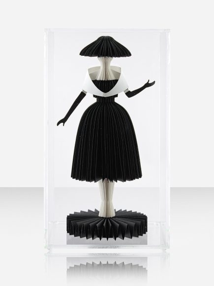 Escultura Miss Dior de Leila Nishi - Collectibles - Image 1