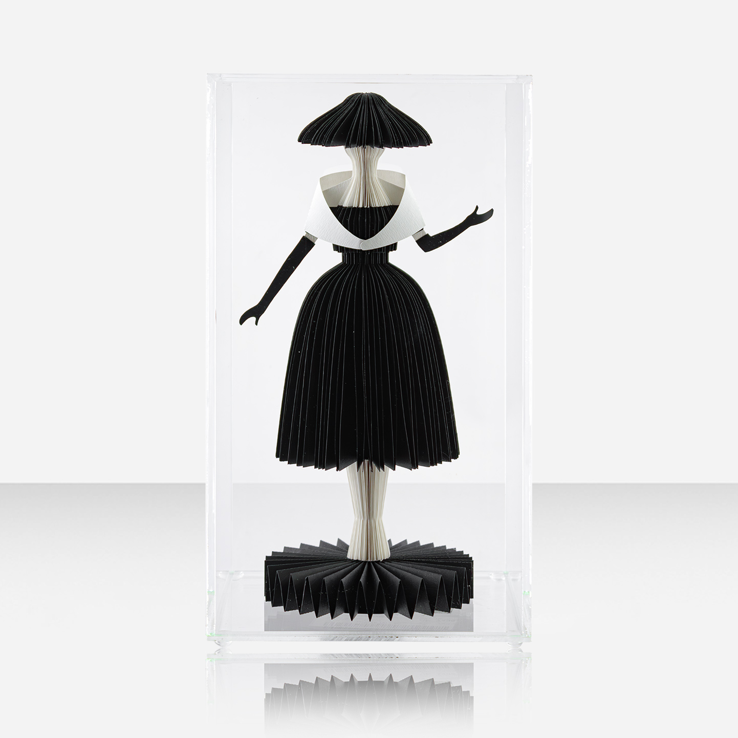 Escultura Miss Dior de Leila Nishi - Collectibles - Image 1